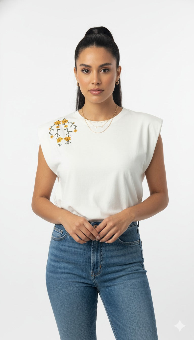 T shirt Bordada em Flores